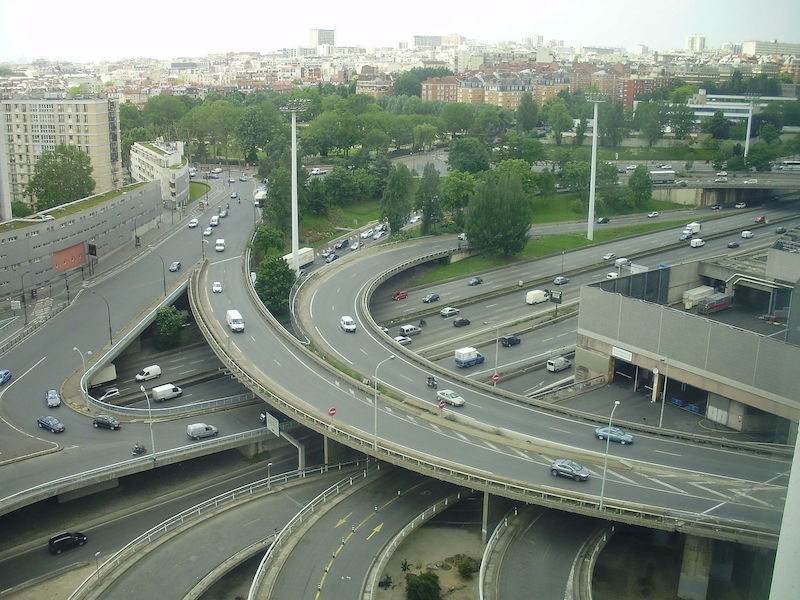 Complex road junction on multiple levels