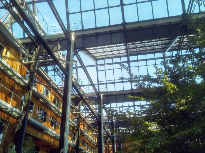 Covered section of the Jardins Rosa-Luxemburg